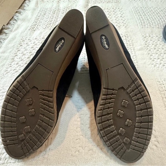 Dr. Scholl's Black Ankle Booties with Tan Wedge - Picture 7 of 7